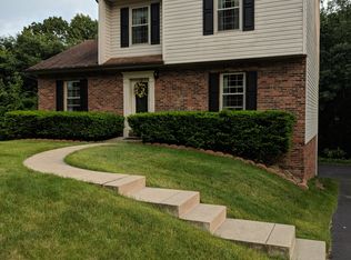 4792 Bayfield Rd, Allison Park, PA 15101