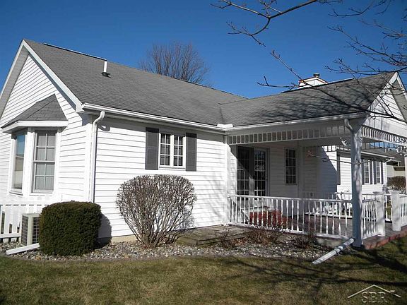 3rd image of 1452 Kingston Dr