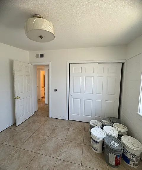 757 S Oliver St — Photo 11