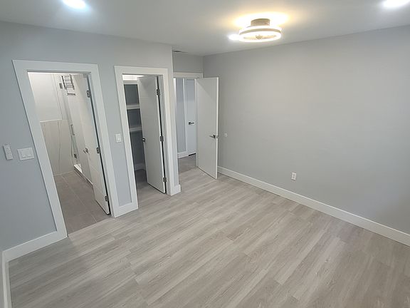 3rd image of 225 SW 7th St APT 3