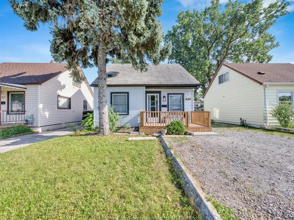 643 Charles St, Windsor, ON N8X 3G6