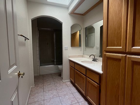 5th image of 14383 Rivers Edge Rd