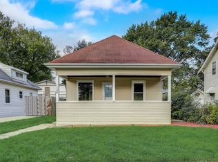 1138 Oak St, Beloit, WI 53511