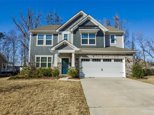 16419 Cozy Cove Rd, Charlotte, NC 28278