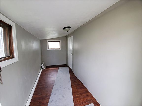 5th image of 5780 McMillan Ln