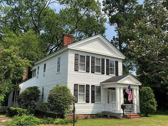 2nd image of 118 Hillside Ave