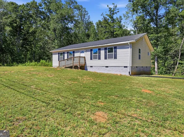2421 E Silver Shoals Rd, Toccoa, GA 30577