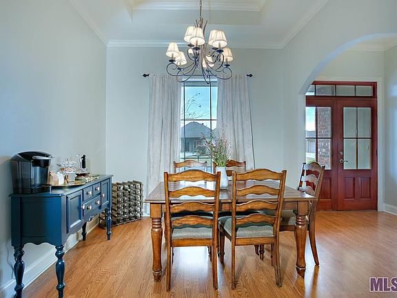 4th image of 13091 Oak Knoll Dr