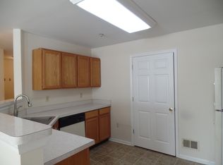 87 Potomac Dr, Basking Ridge, NJ 07920