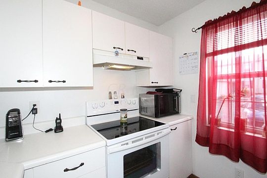 5th image of 5708 Snow Dr