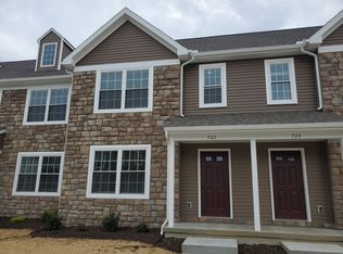 714-724 Farmwood Ln #722, Lebanon, PA 17042