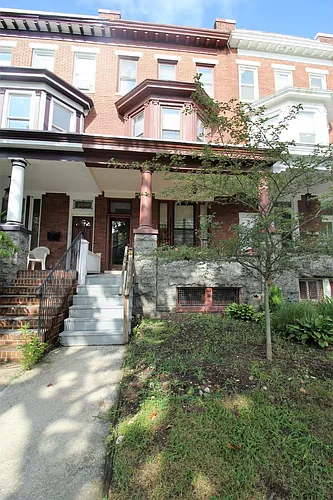 2820 Guilford Ave. Photo 1