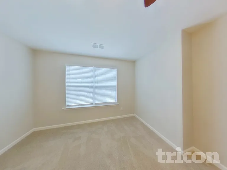 821 Dawsons Park Way — Photo 6