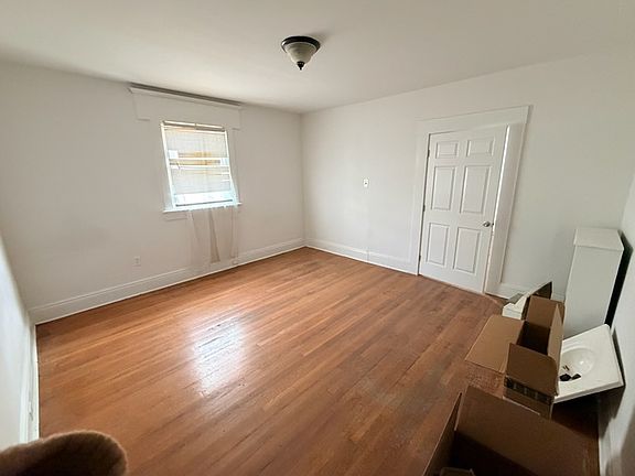 2nd image of 507 Hoboken Rd APT 1