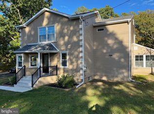 1588 Kearsley Rd, Sicklerville, NJ 08081