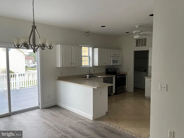 17 White Crane Dr — Photo 59