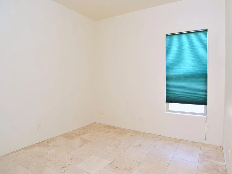 12866 N High Hawk Dr — Photo 49