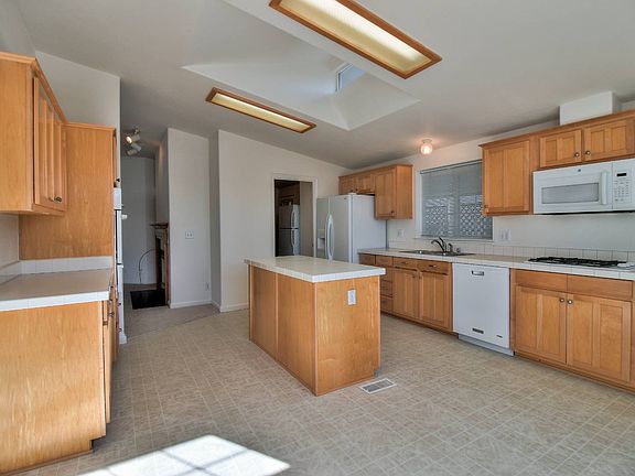 4th image of 1085 Tasman Dr Spc 99