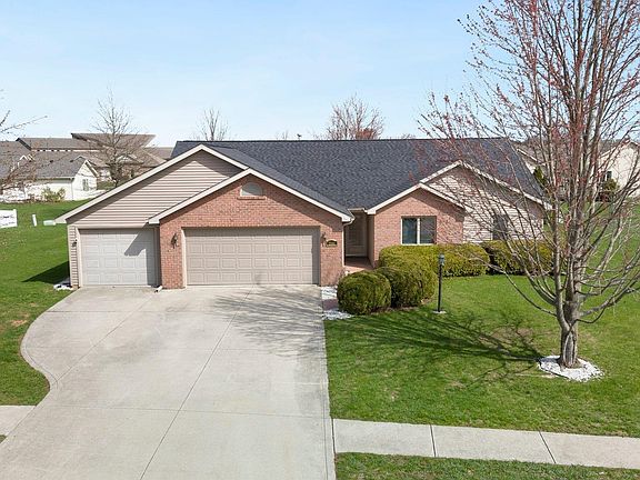 2nd image of 1146 W Crooked Tree Dr