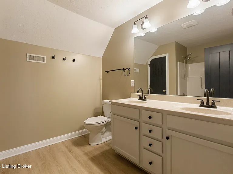 1802 Faith Ave — Photo 28