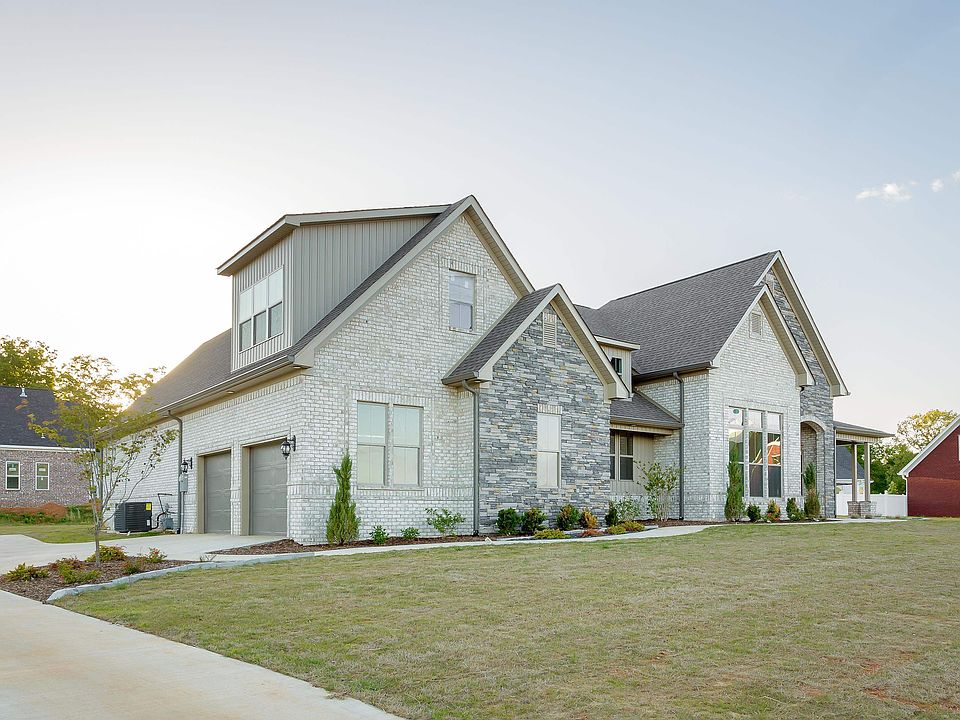 1st image of 328 Wheaton Dr
