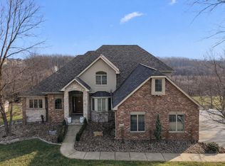 8955 Hillside Dr, Saint John, IN 46373