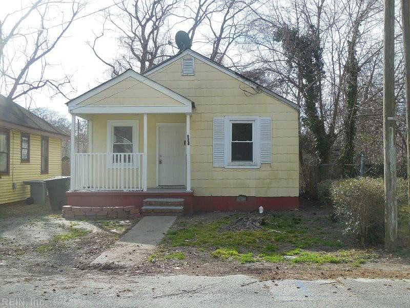 1st image of 417 Brightwood Ave