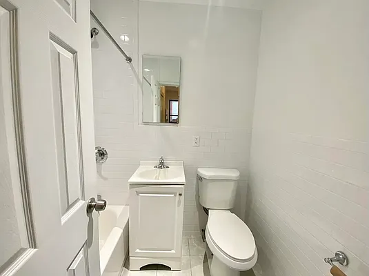 Rented by Oxford Property Group | media 5
