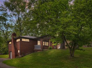 9830 Don Dr, Irwin, PA