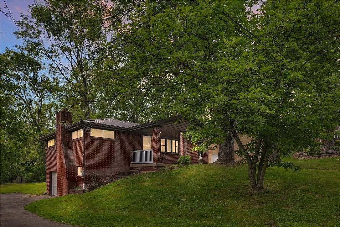 9830 Don Dr photo 1