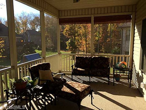 Screened-In Porch