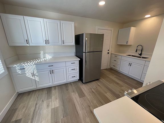2nd image of 1501 Stewart Ave Unit 1501