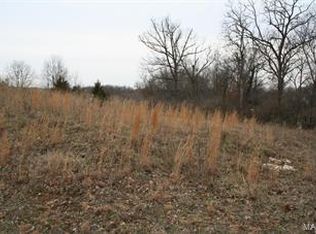 1053 Majestic Dr, Fenton, MO 63026