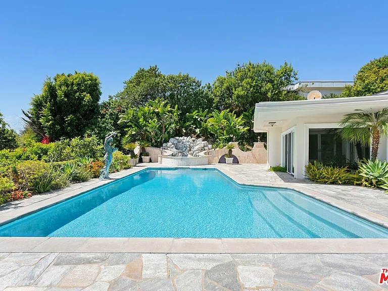 1725 Loma Vista Dr — Photo 18