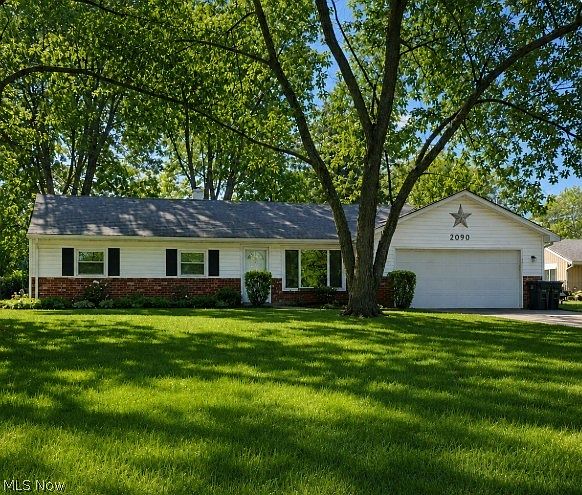 1st image of 2090 Pinewood Dr