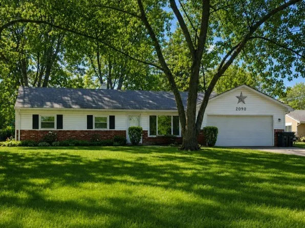 2090 Pinewood Dr, Brunswick, OH 44212