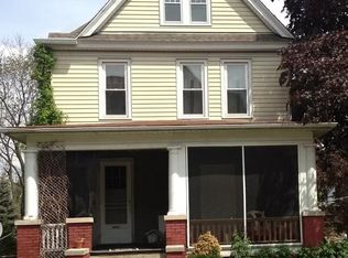 1135 11th Ave #1135, Moline, IL 61265