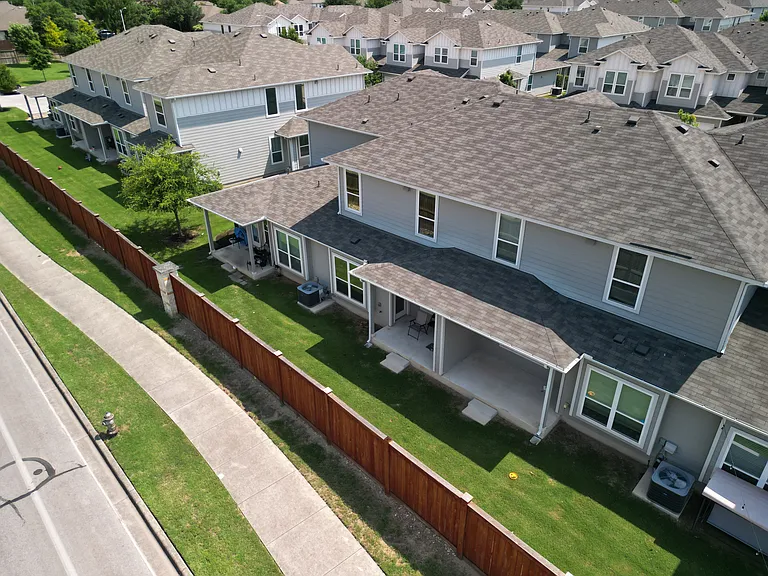 11312 Gadsen Ln — Photo 18