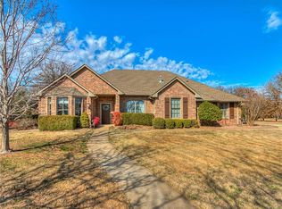 8201 Redbud Creek Dr, Edmond, OK 73034