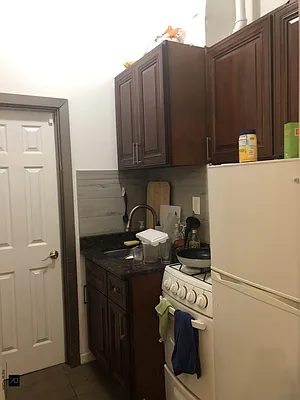 Rented by R New York | media 52