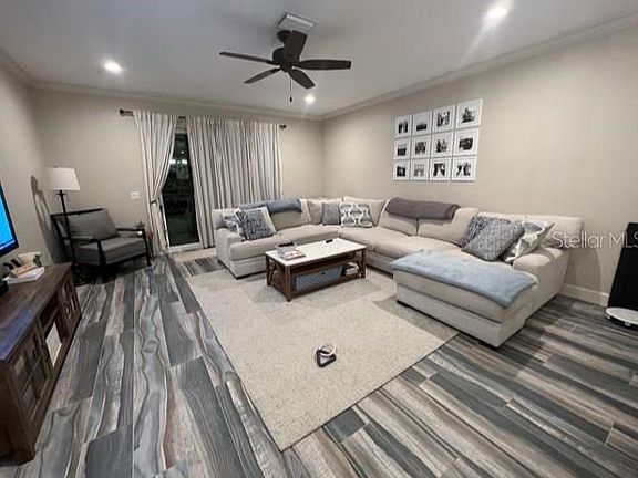 3rd image of 4413 W Gray St #1