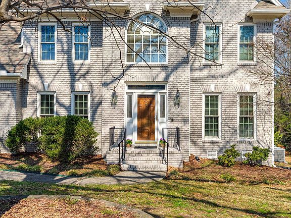 2nd image of 1304 Wireglass Ct