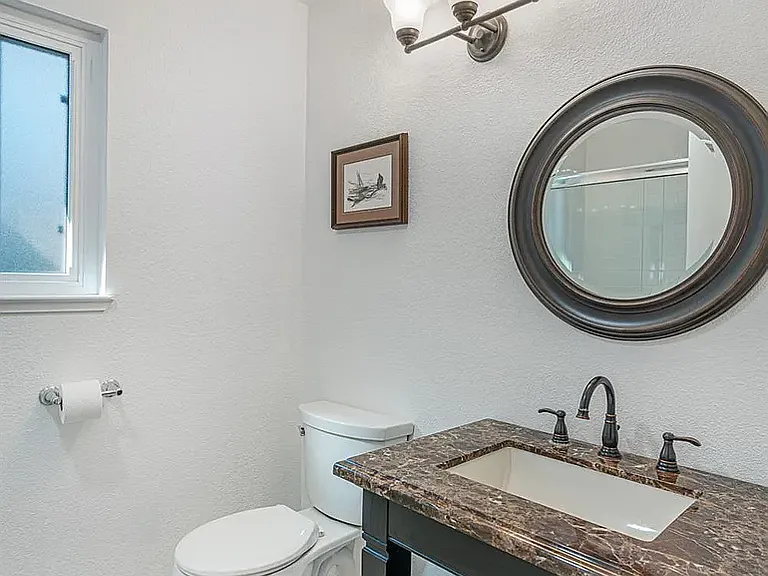 1323 Prentice Dr — Photo 10