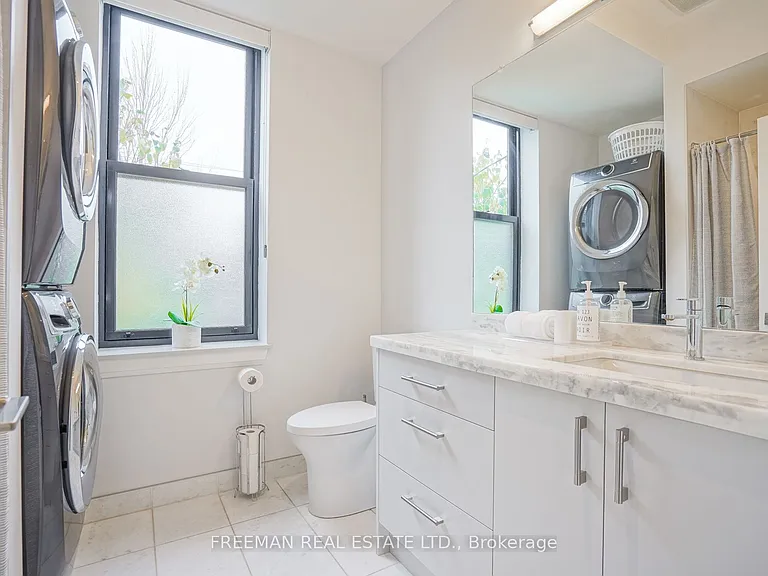 50 Russell St #2 — Photo 16