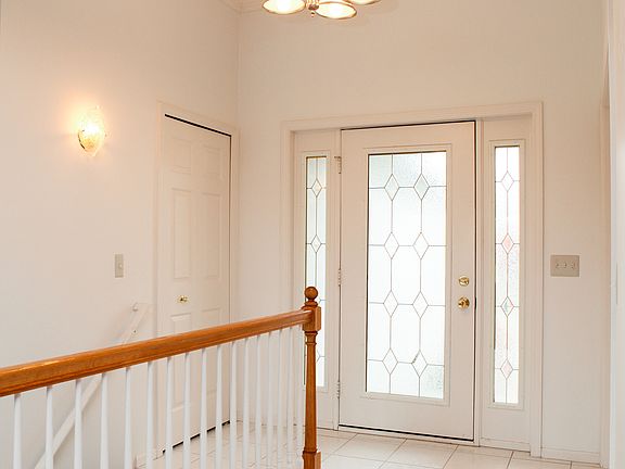 5th image of 53480 Christy Dr