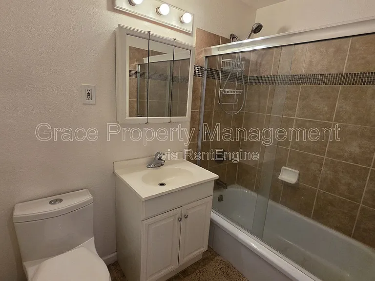 270 Beryl Way — Photo 8