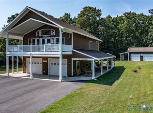 200 Pinetop Rd, Topping, VA 23169