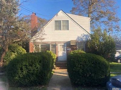1083 Lynn Pl, Woodmere, NY, 11598