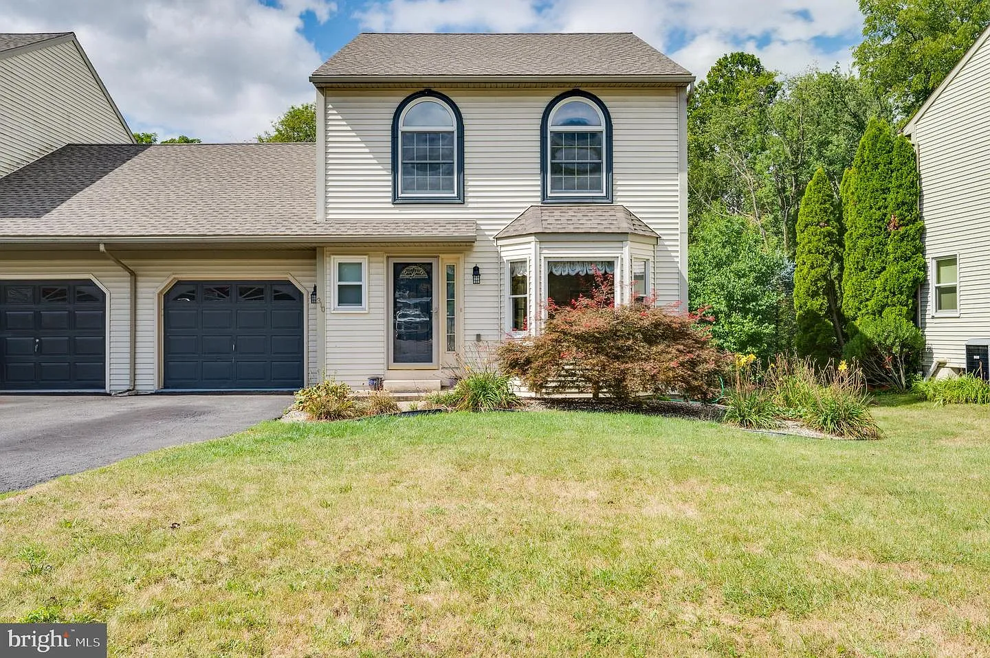 310 Saddlebrook Dr photo 1