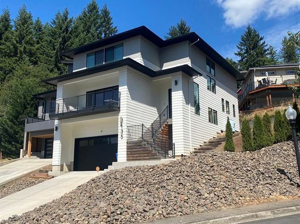 135 Cedar Falls Dr